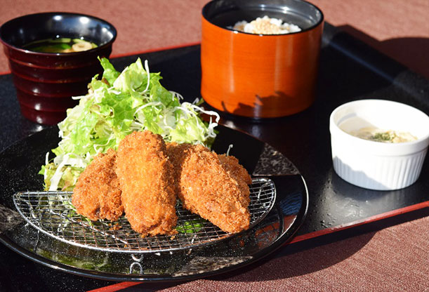 広島産牡蠣フライ定食